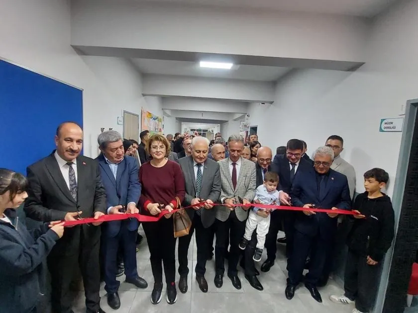 Kars’ta MEB Müdürlüğü “Bir Millet İki Devlet” Odası Açıldı