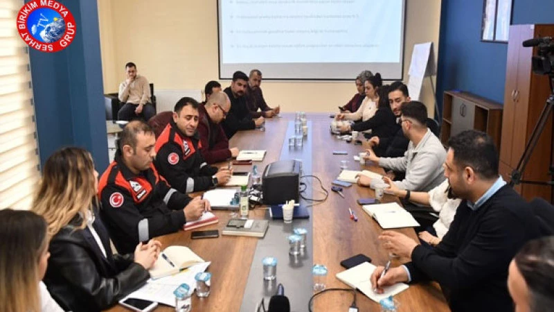 Deprem Bölgesindeki İzlenimler Masaya Yatırıldı